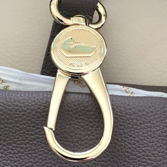 NWT Dooney & Bourke Logo Lock Shoulder Bag - Taupe - Picture 2 of 16